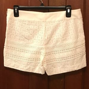LOFT Cream Eyelet Riviera Shorts Size 0